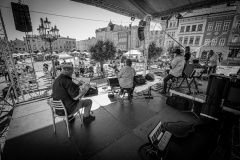 MIC_7199